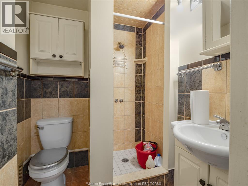 401 Parent, Windsor, Ontario  N9A 2B9 - Photo 49 - 26008934