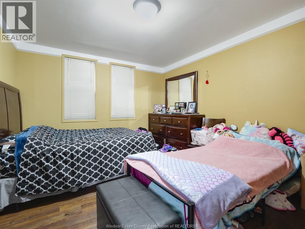 401 Parent, Windsor, Ontario  N9A 2B9 - Photo 9 - 26008934