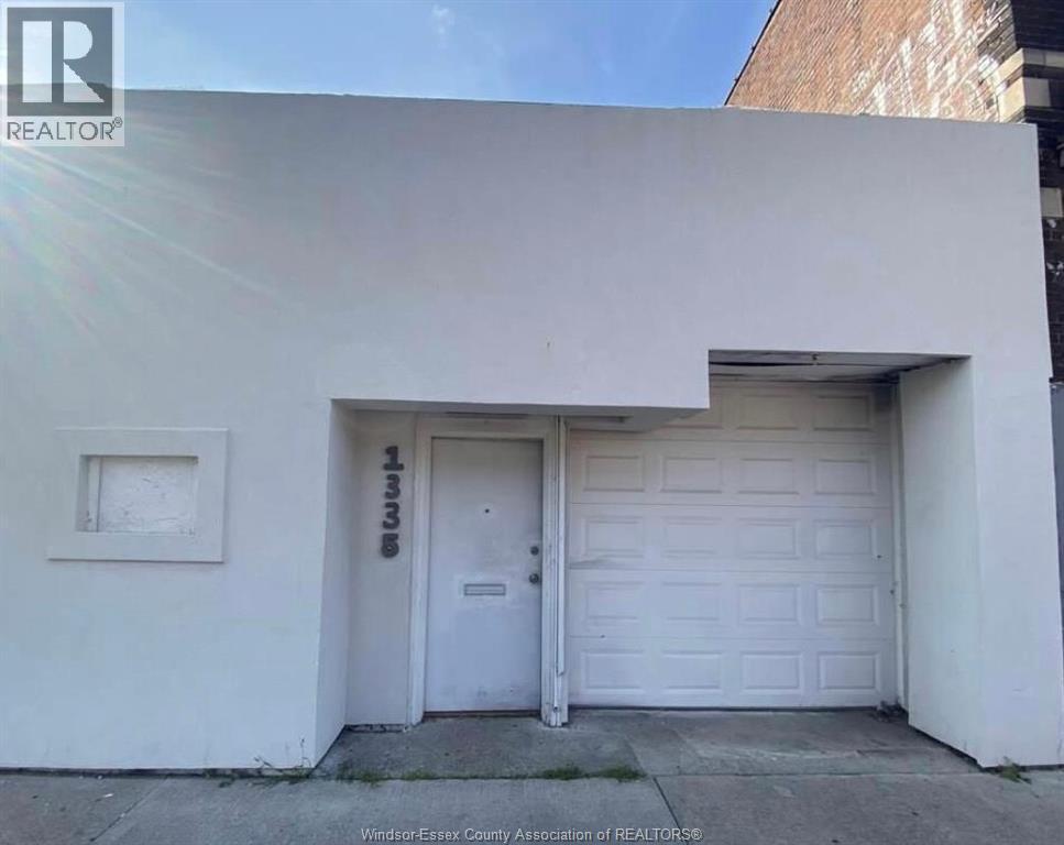 1335 Wyandotte, Windsor, Ontario  N9A 3K8 - Photo 1 - 26008980