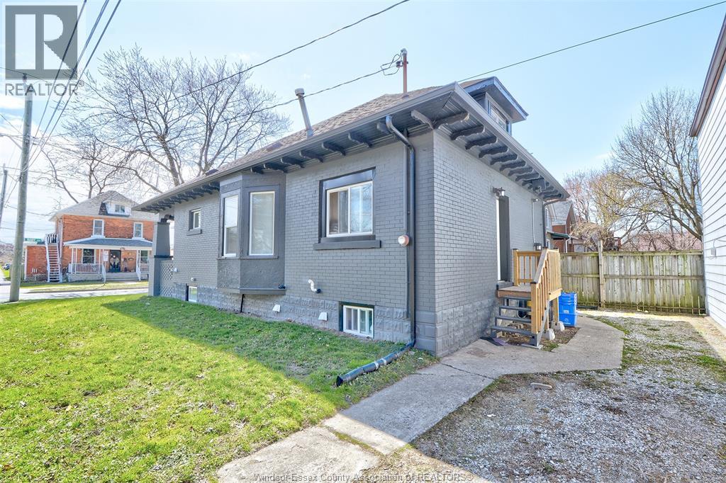 3264 Baby Street, Windsor, Ontario  N9C 1K8 - Photo 24 - 26009057