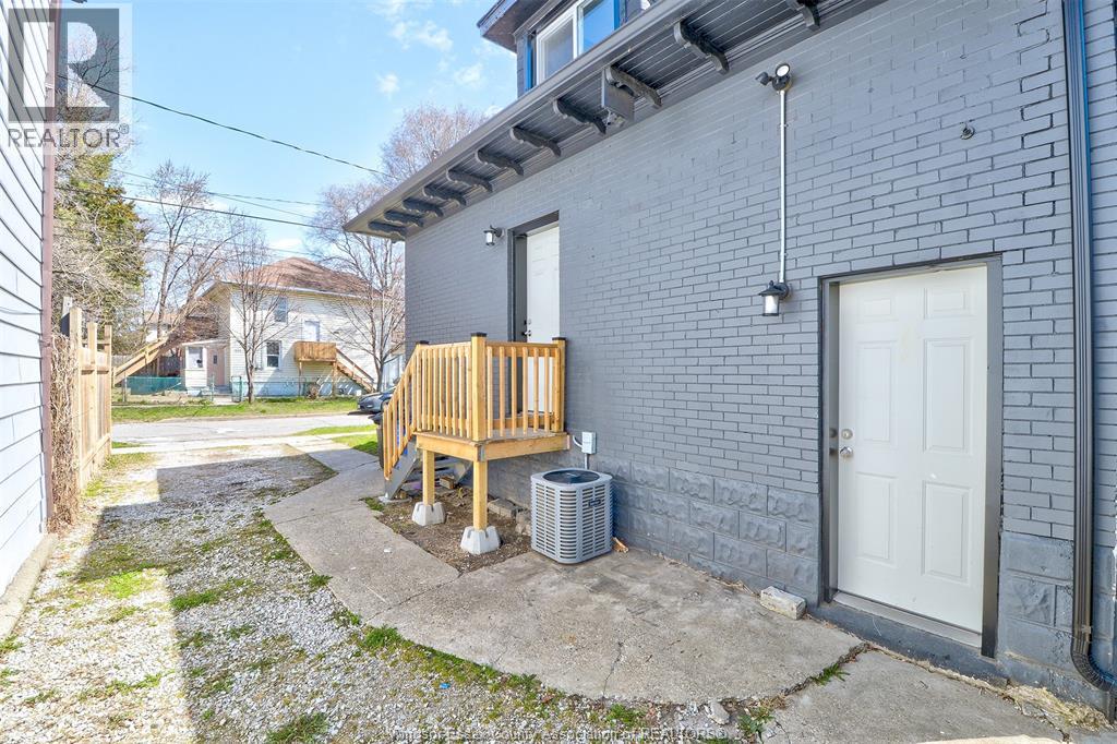 3264 Baby Street, Windsor, Ontario  N9C 1K8 - Photo 25 - 26009057