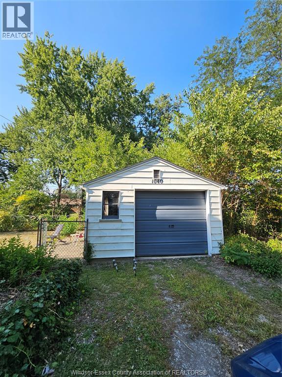 1040 Kennedy Drive West, Windsor, Ontario  N9G 1T1 - Photo 2 - 26009062
