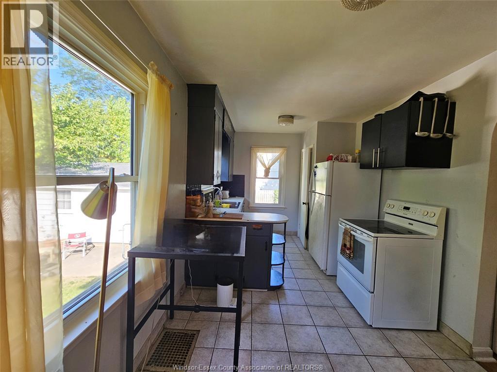 1040 Kennedy Drive West, Windsor, Ontario  N9G 1T1 - Photo 8 - 26009062