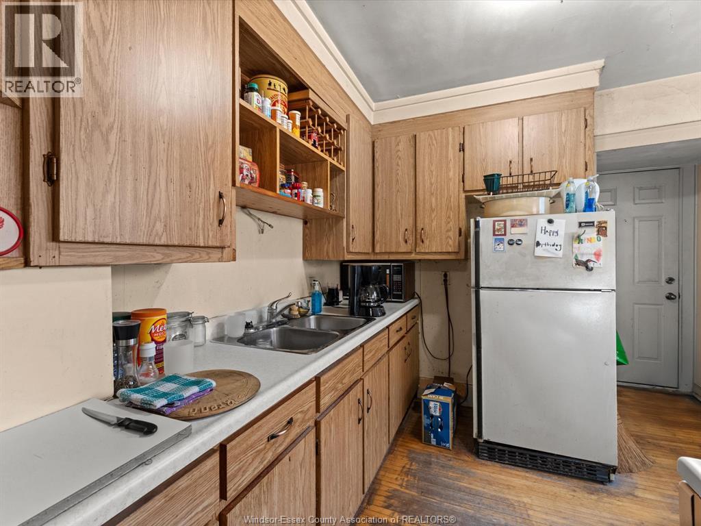 1560-1562 Dougall Avenue, Windsor, Ontario  N8X 1S1 - Photo 8 - 26009029