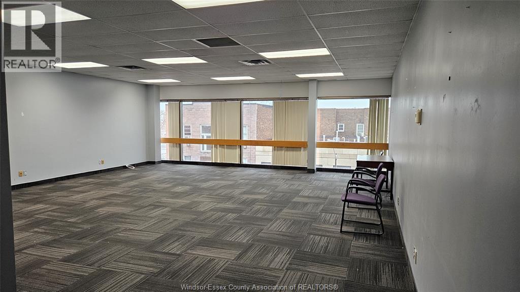 633 Ouellette Unit# 301, Windsor, Ontario  N9A 4J4 - Photo 2 - 26009147