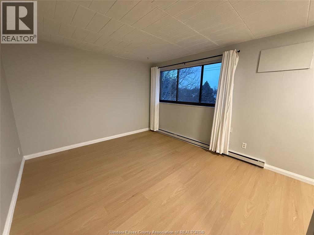 1547 Pelletier Unit# 4, Windsor, Ontario  N9B 1S4 - Photo 3 - 26009167