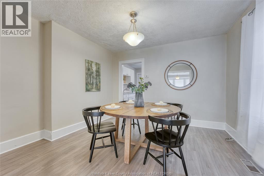1422 Wyandotte Street West, Windsor, Ontario  N9B 1H4 - Photo 8 - 26009323