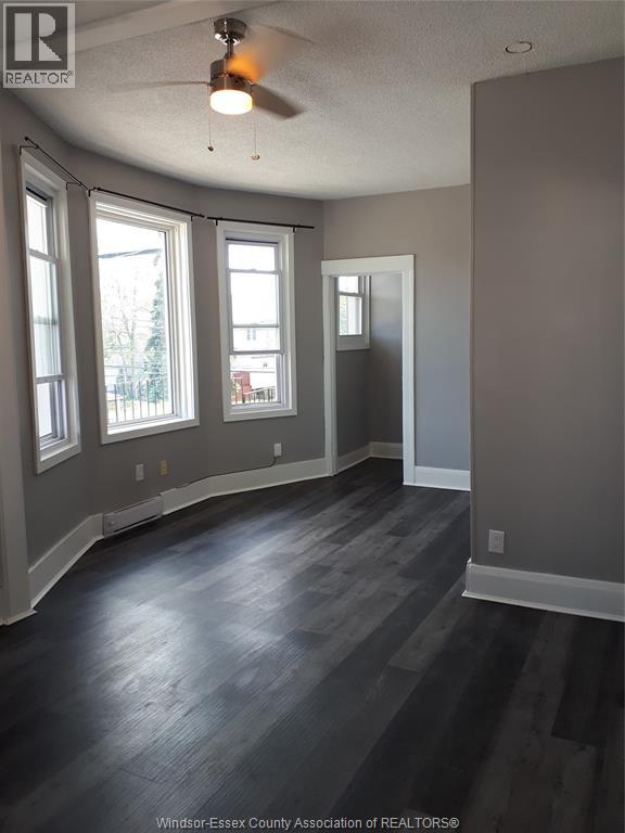 1050 Assumption, Windsor, Ontario  N9A 3C4 - Photo 10 - 26009379