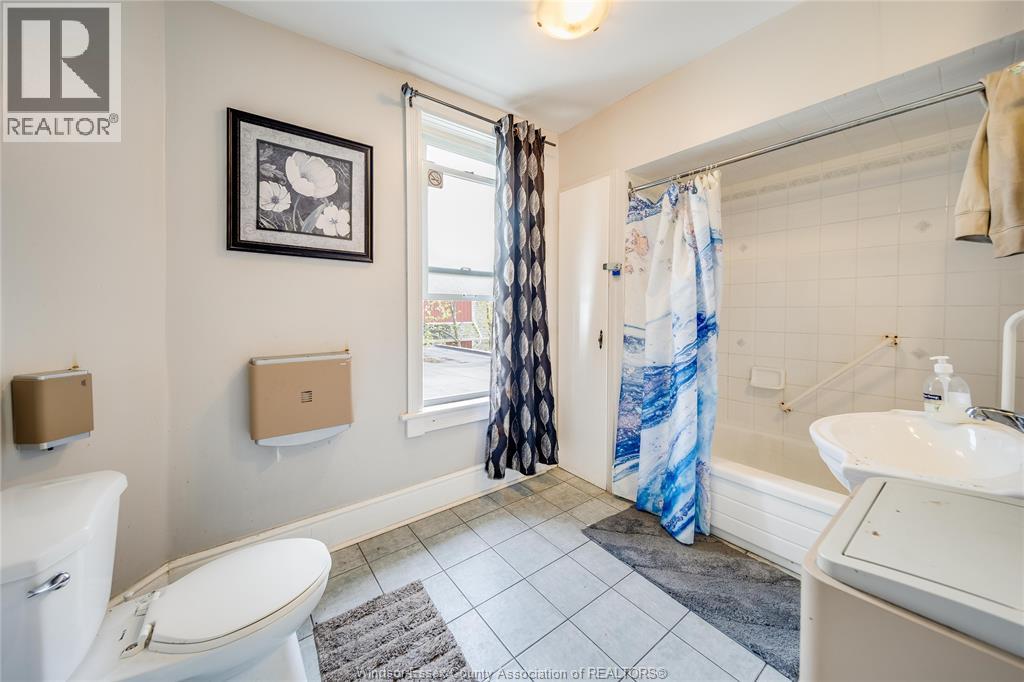 122 Talbot Street South, Essex, Ontario  N8N 1B4 - Photo 29 - 26009056