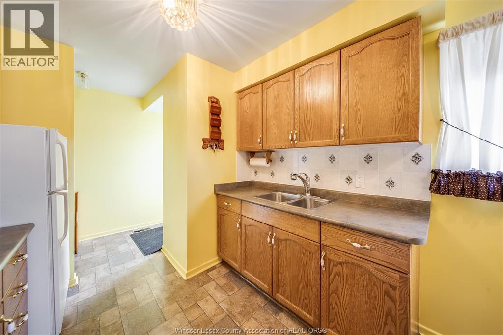 2693 Meadowbrook Lane, Windsor, Ontario  N8T 2Y3 - Photo 15 - 26009340