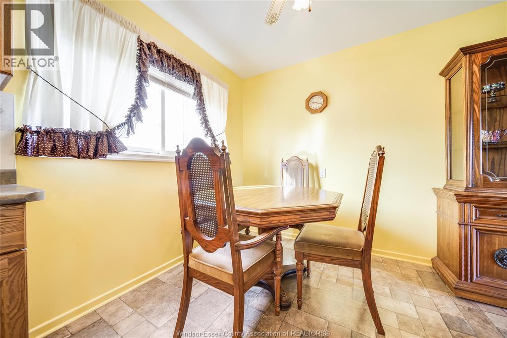 2693 Meadowbrook Lane, Windsor, Ontario  N8T 2Y3 - Photo 17 - 26009340