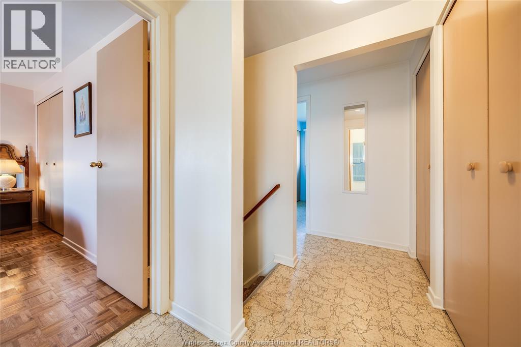 2693 Meadowbrook Lane, Windsor, Ontario  N8T 2Y3 - Photo 22 - 26009340