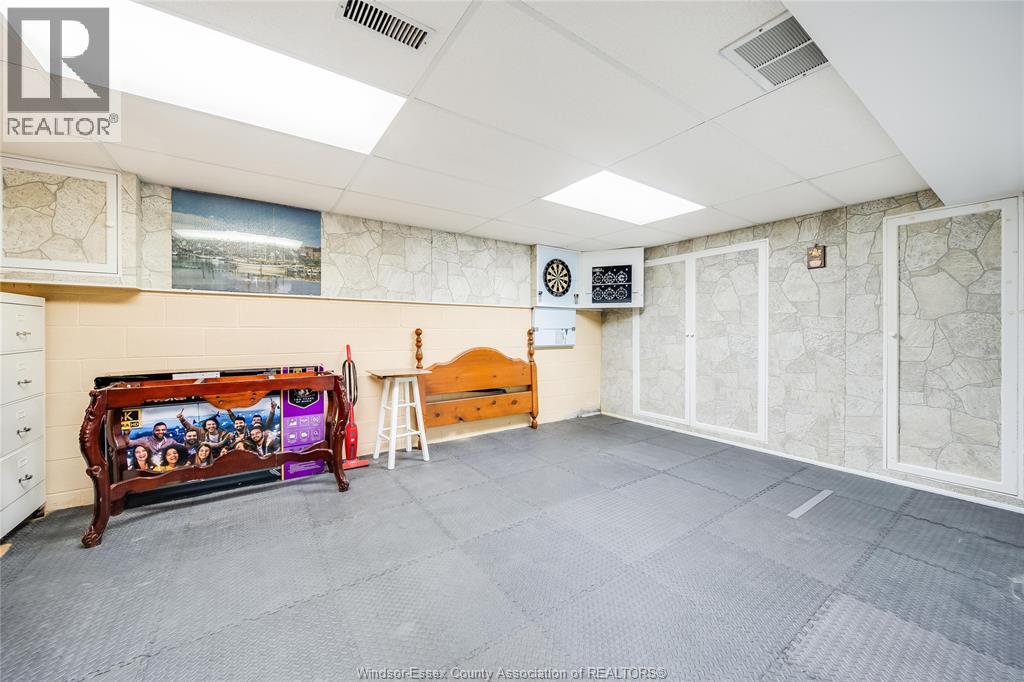 2693 Meadowbrook Lane, Windsor, Ontario  N8T 2Y3 - Photo 28 - 26009340