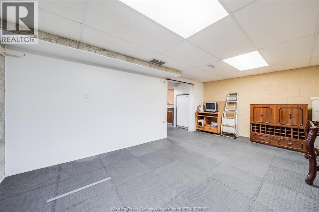 2693 Meadowbrook Lane, Windsor, Ontario  N8T 2Y3 - Photo 30 - 26009340