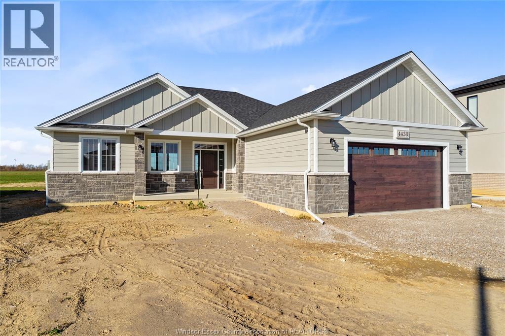 4438 Belmont, Comber, Ontario  N0R 1A0 - Photo 1 - 26009501