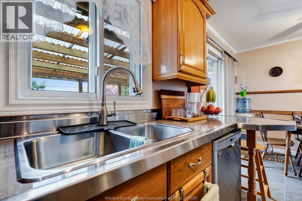 25 Regatta Drive, Leamington, Ontario  N8H 5L6 - Photo 8 - 26009429