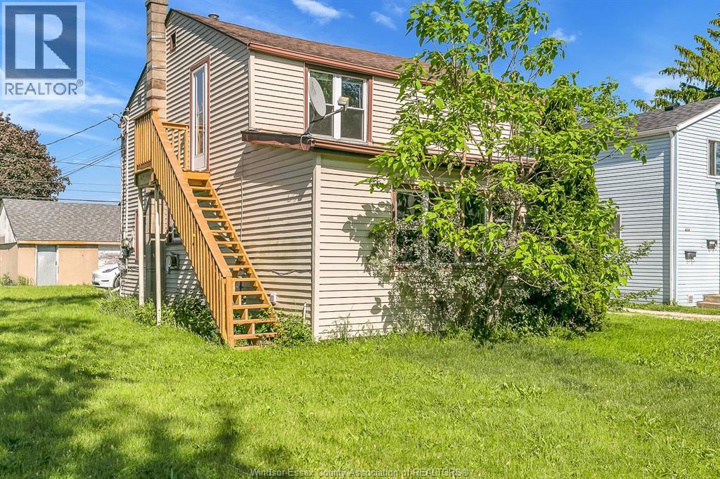 3376 Byng, Windsor, Ontario  N8W 3H4 - Photo 3 - 26009484