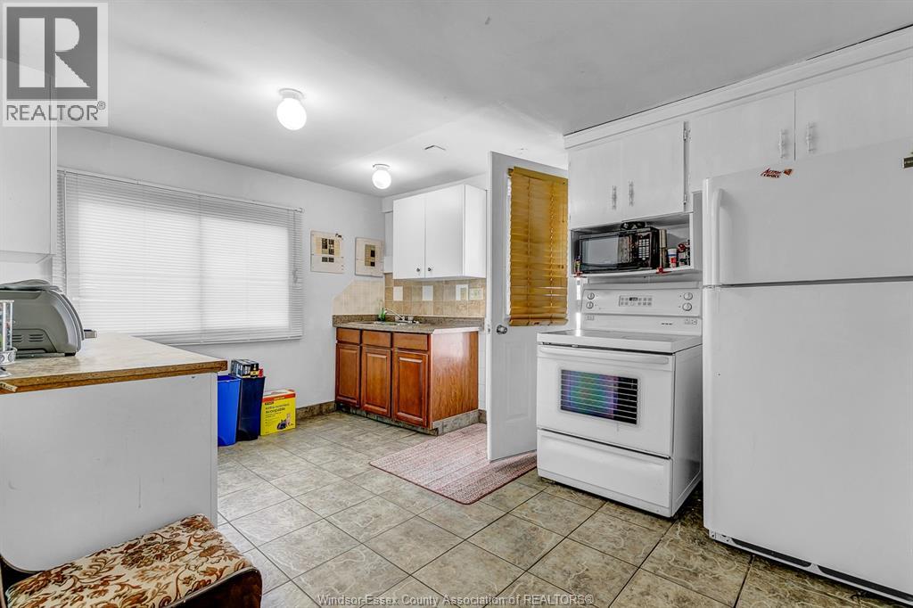 3376 Byng, Windsor, Ontario  N8W 3H4 - Photo 6 - 26009484