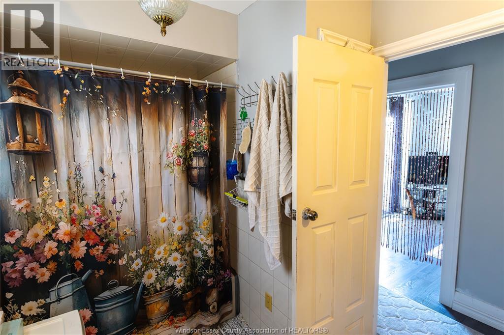1104 Cataraqui, Windsor, Ontario  N9A 3R1 - Photo 11 - 26009560