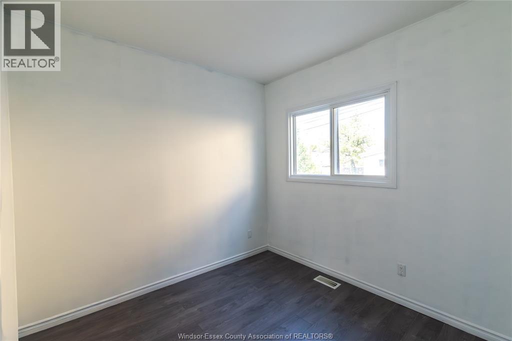 1104 Cataraqui, Windsor, Ontario  N9A 3R1 - Photo 13 - 26009560