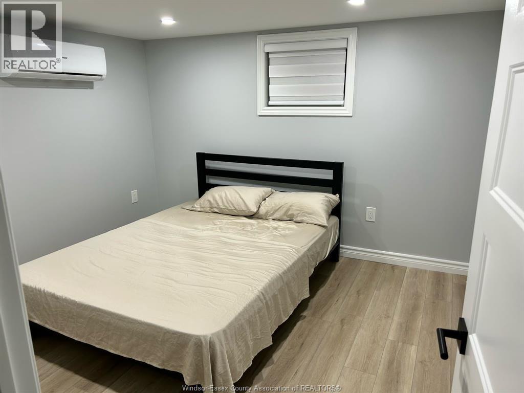 1592 Buckingham Unit# B, Windsor, Ontario  N8T 2A6 - Photo 4 - 26009626