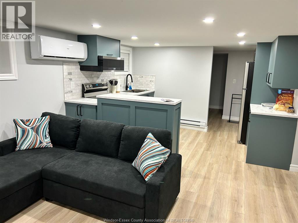 1592 Buckingham Unit# B, Windsor, Ontario  N8T 2A6 - Photo 6 - 26009626
