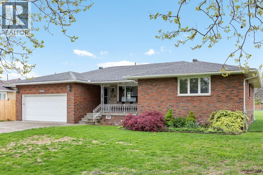 1565 ROXBOROUGH, Windsor, Ontario