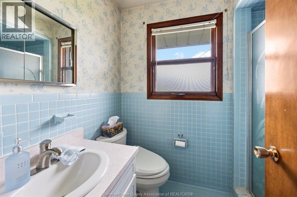 1565 Roxborough, Windsor, Ontario  N9B 3H2 - Photo 11 - 26009709