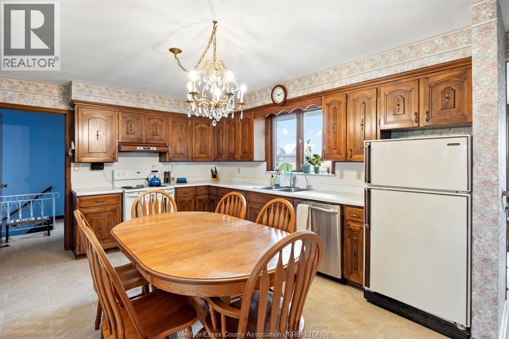 1565 Roxborough, Windsor, Ontario  N9B 3H2 - Photo 8 - 26009709