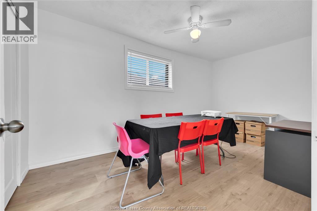 9572 Tecumseh Road, Windsor, Ontario  N8R 1A2 - Photo 21 - 26009737