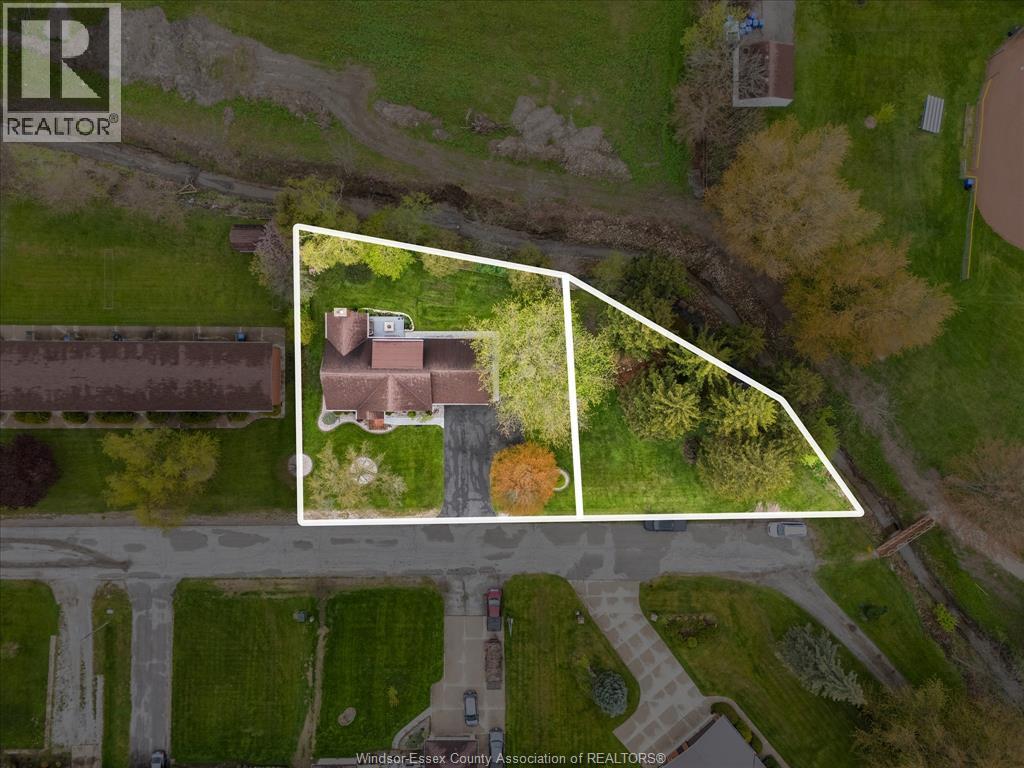 V/L KAEL, Harrow, Ontario