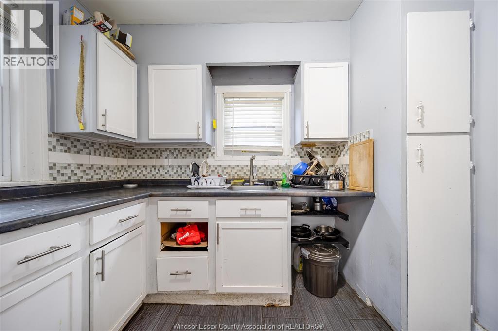 961 Curry Avenue, Windsor, Ontario  N9B 2C4 - Photo 12 - 26009776