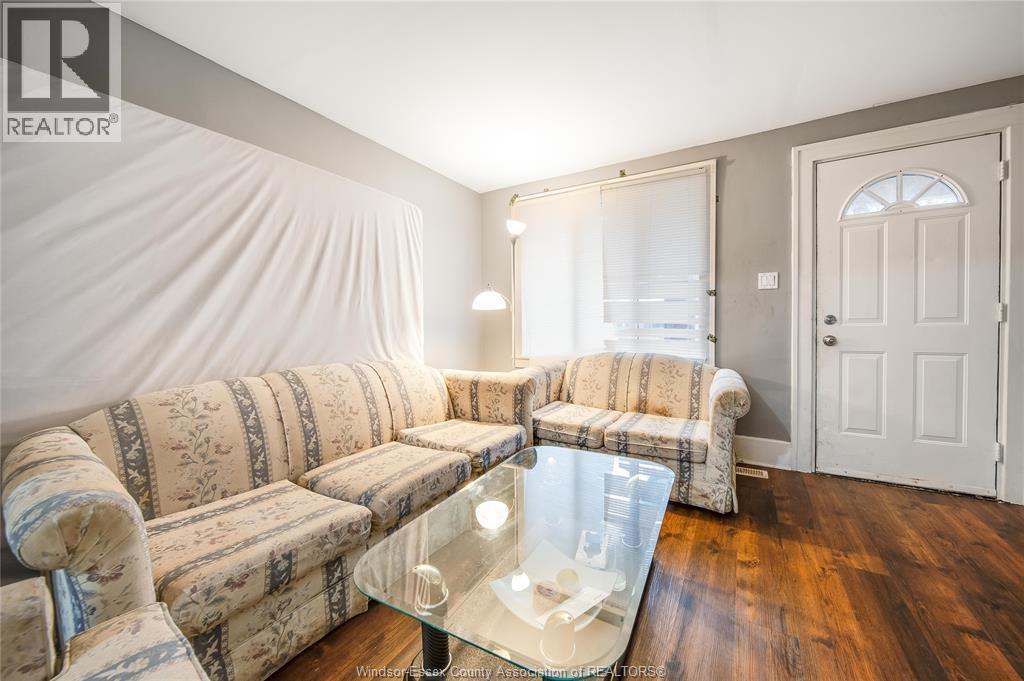 961 Curry Avenue, Windsor, Ontario  N9B 2C4 - Photo 3 - 26009776