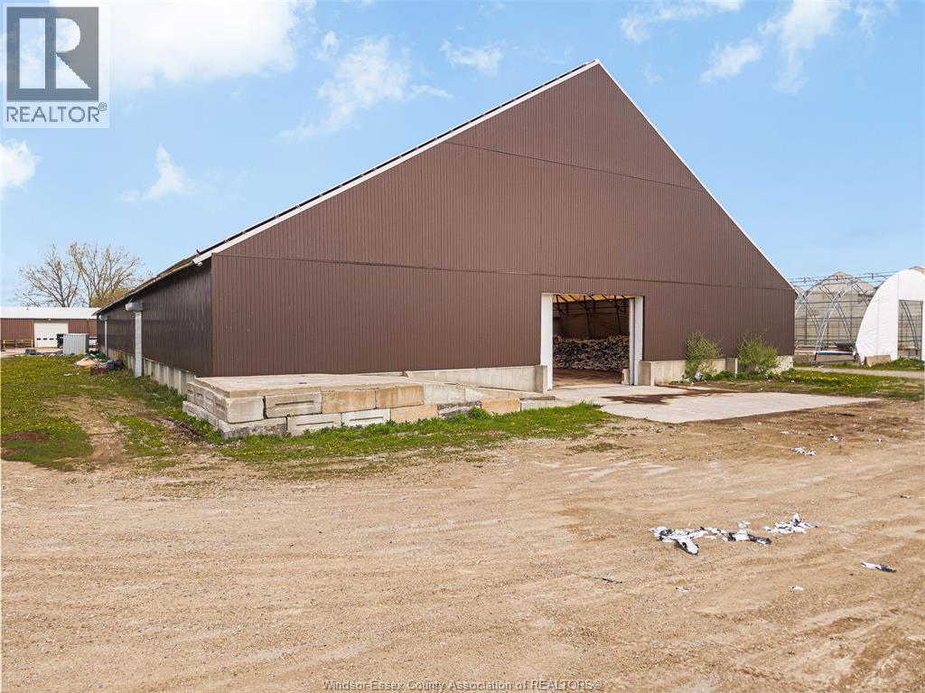 329 County Rd 34 East, Kingsville, Ontario  N0P 2G0 - Photo 46 - 26009750