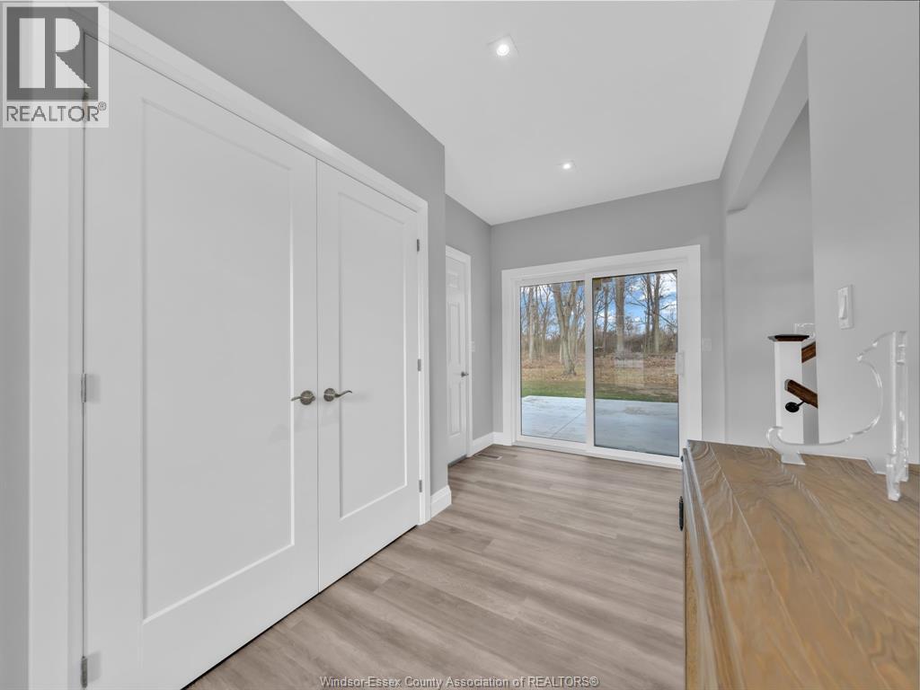 332 Heritage Road, Kingsville, Ontario   - Photo 22 - 26009784
