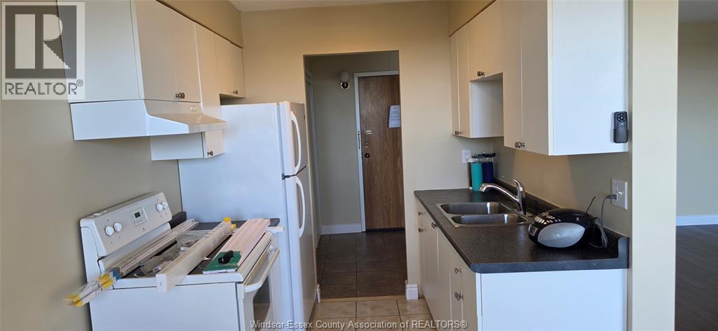 150 Park West Unit# 1112, Windsor, Ontario  N9A 7A2 - Photo 5 - 26009909