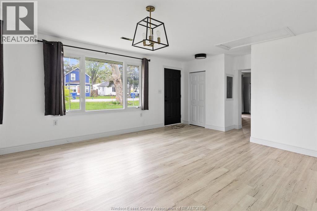 51 Balaclava, Amherstburg, Ontario  N8V 2G5 - Photo 4 - 26009934