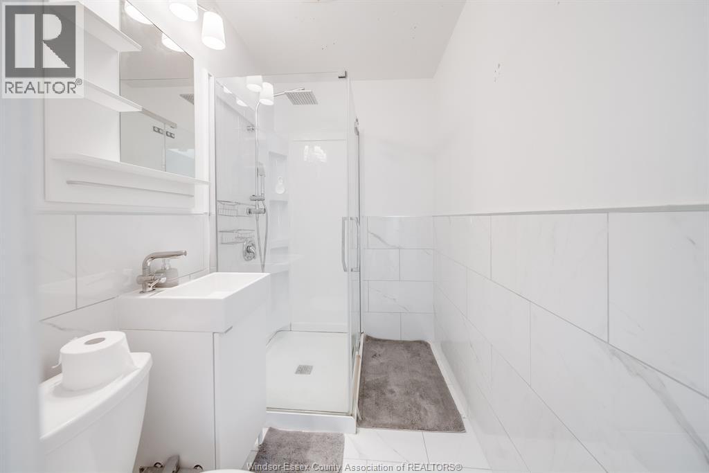 3574 Bloomfield Rd., Windsor, Ontario  N9C 1R7 - Photo 24 - 26009581