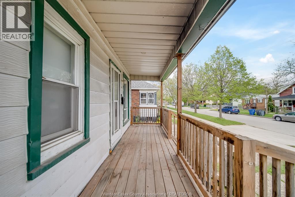 3574 Bloomfield Rd., Windsor, Ontario  N9C 1R7 - Photo 29 - 26009581