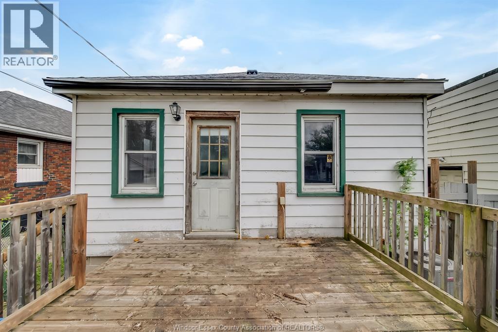 3574 Bloomfield Rd., Windsor, Ontario  N9C 1R7 - Photo 30 - 26009581