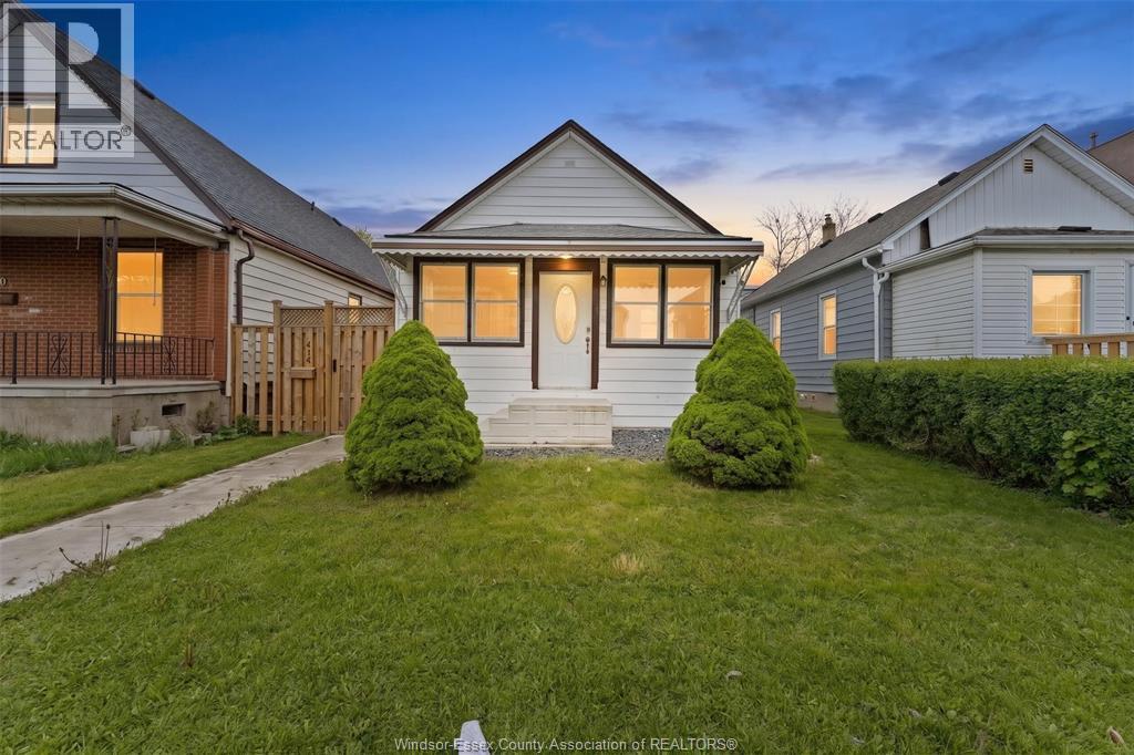 414 Parent Avenue, Windsor, Ontario  N9A 2C1 - Photo 2 - 26009995