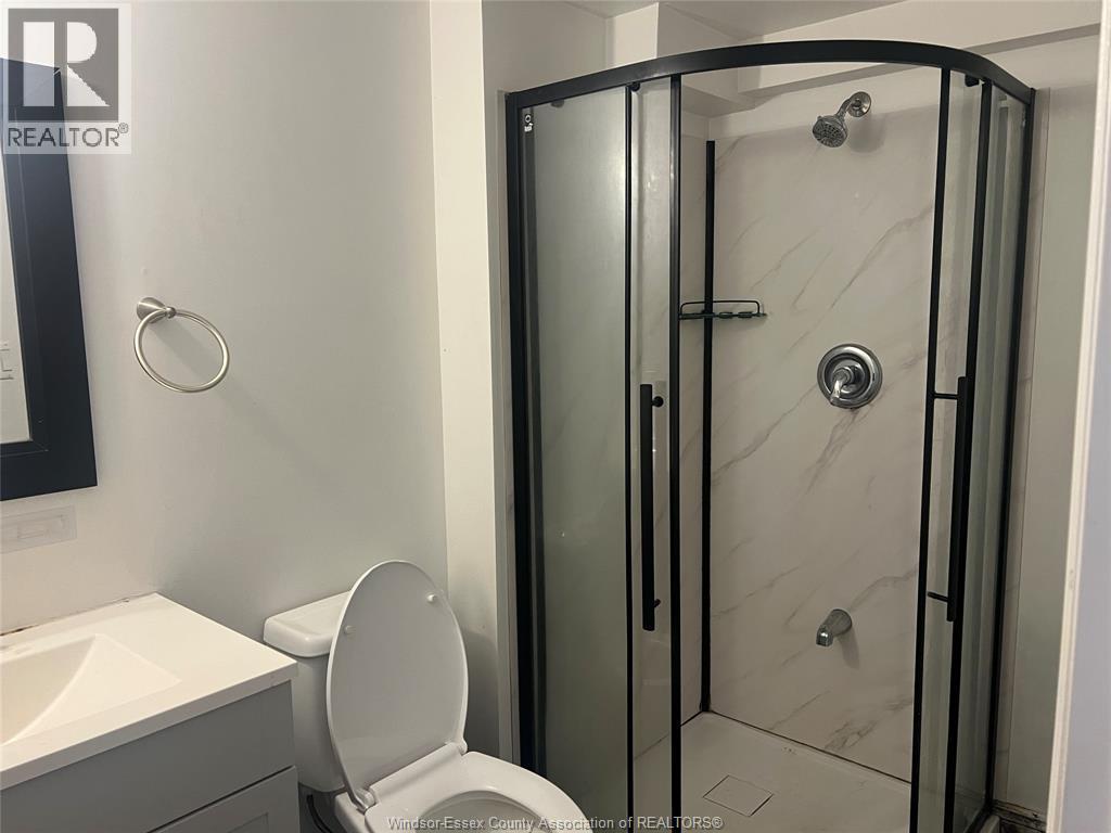 1550 Roxborough Boulevard Unit# Lower, Windsor, Ontario  N9B 3H3 - Photo 11 - 26010007