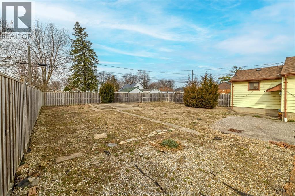 3473 Walker Road, Windsor, Ontario  N8W 3S2 - Photo 18 - 26010019