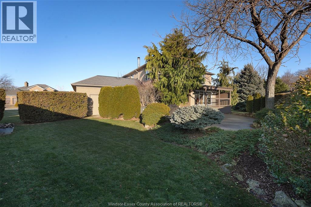 3035 Rowley Park Drive, Kingsville, Ontario  N9Y 3S8 - Photo 8 - 26010027