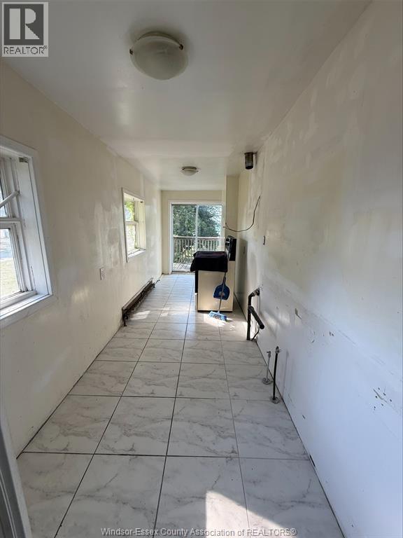 3026 Sandwich Street, Windsor, Ontario  N9C 1A3 - Photo 15 - 26010086