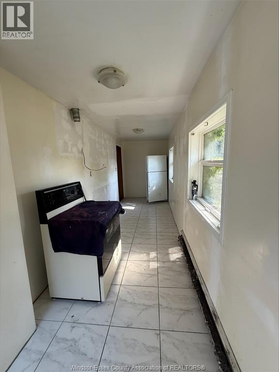 3026 Sandwich Street, Windsor, Ontario  N9C 1A3 - Photo 16 - 26010086
