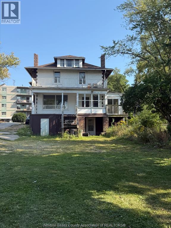 3026 Sandwich Street, Windsor, Ontario  N9C 1A3 - Photo 33 - 26010086