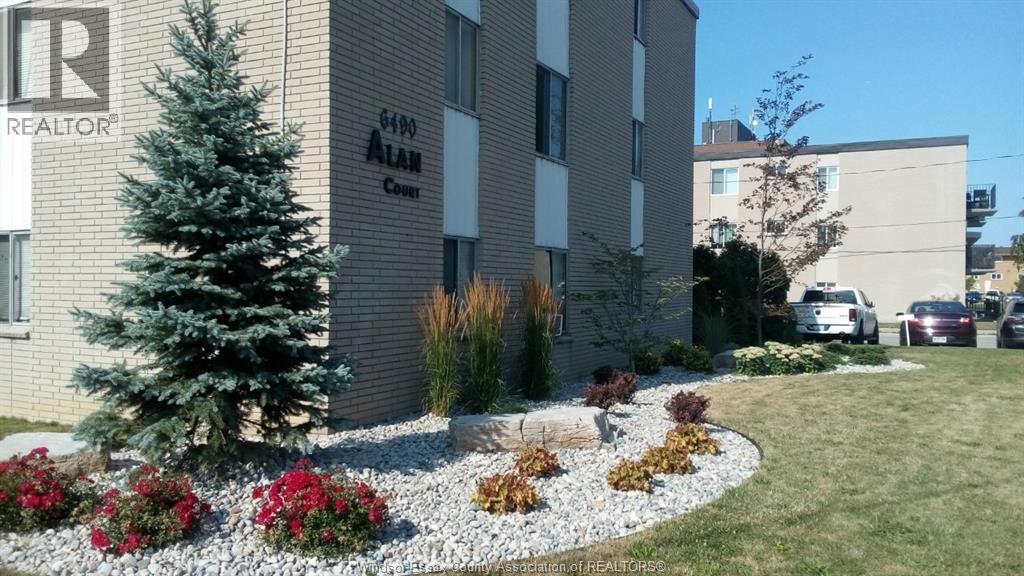 6490 Wyandotte East Unit# 201, Windsor, Ontario  N8S 1P1 - Photo 1 - 26010153