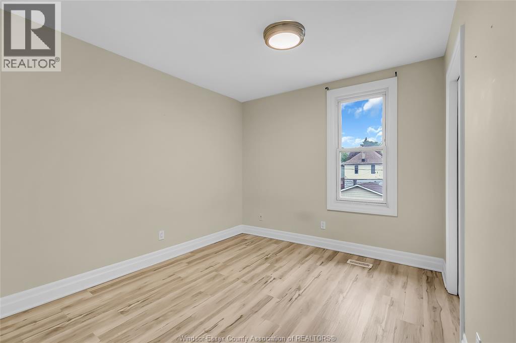 258 Elm Avenue, Windsor, Ontario  N9A 5G8 - Photo 18 - 26010196