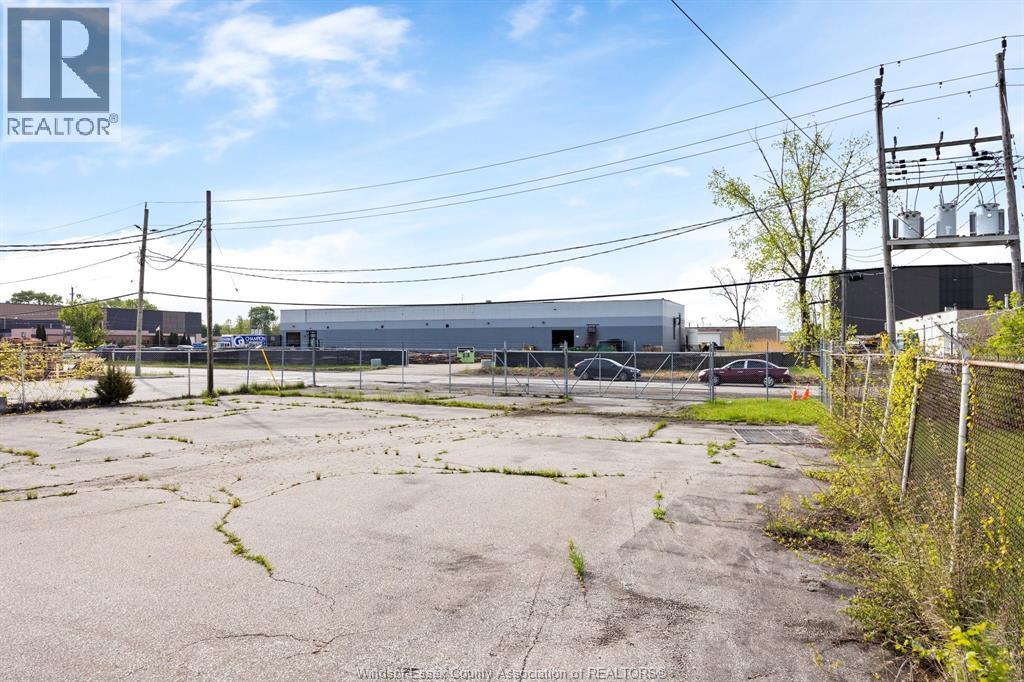 3181 Devon Unit# 3, Windsor, Ontario  N8X 4L3 - Photo 14 - 26010232